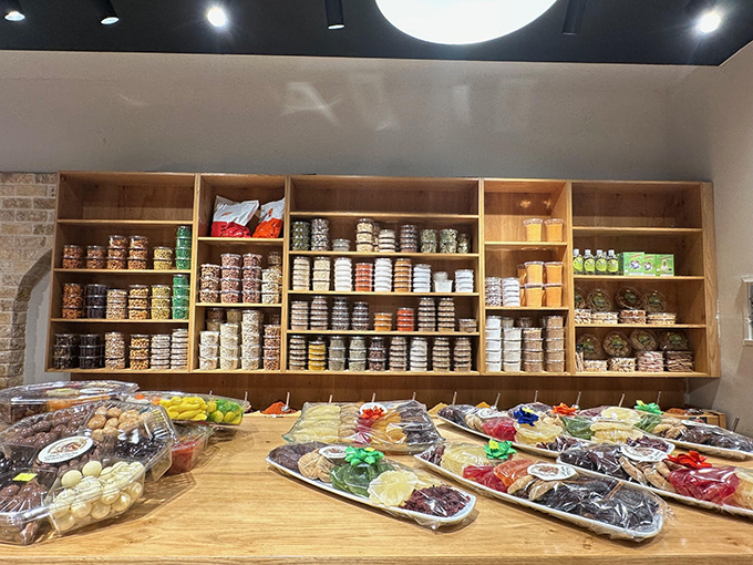 جديد في جلجولية ... محمص الخان 